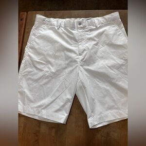 Greg Norman Collection White Flat Front Shorts Men’s Sz 38